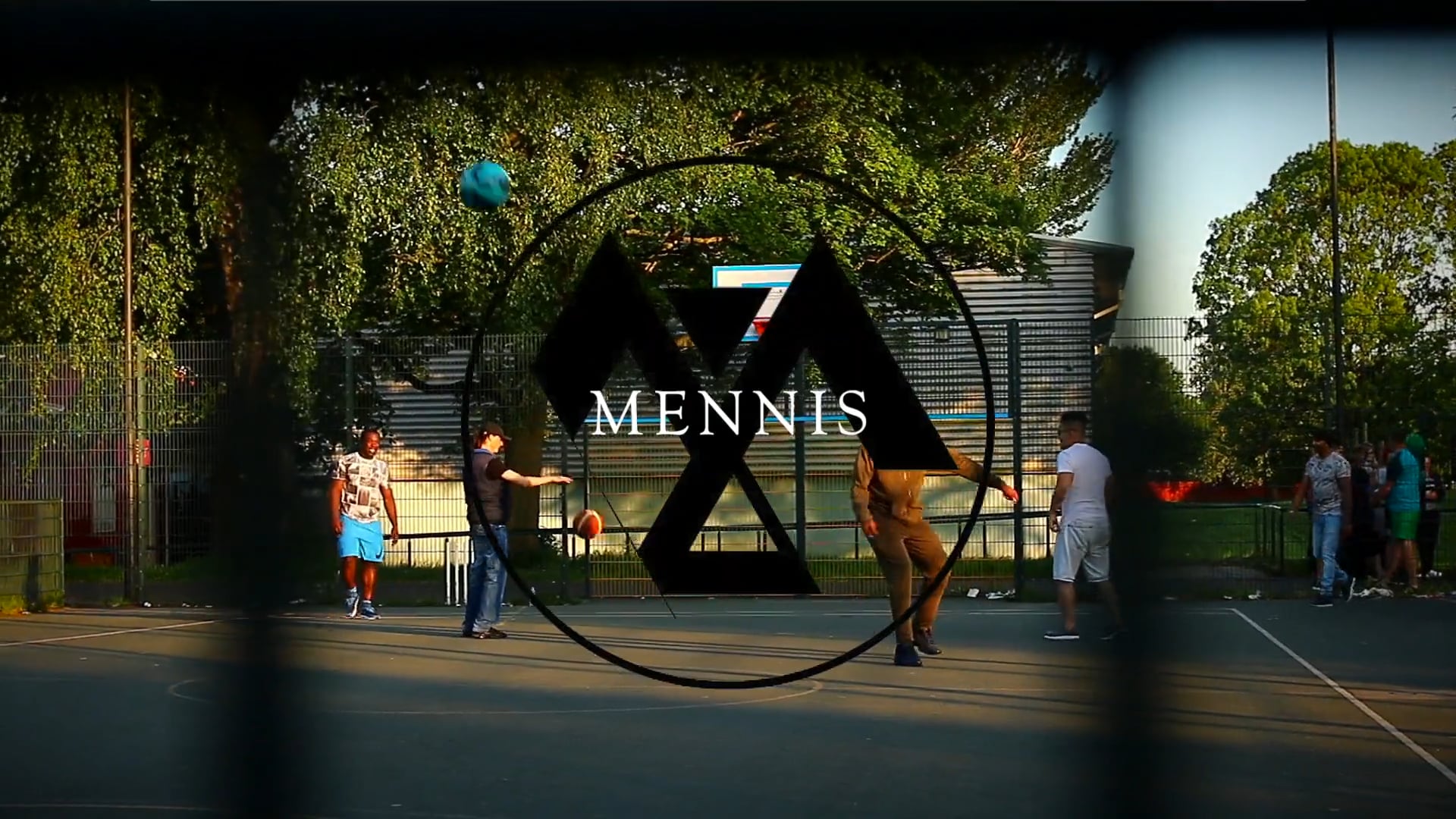 Mennis - Music Video