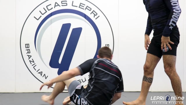 Knee Cut Pass Attempt to Armbar