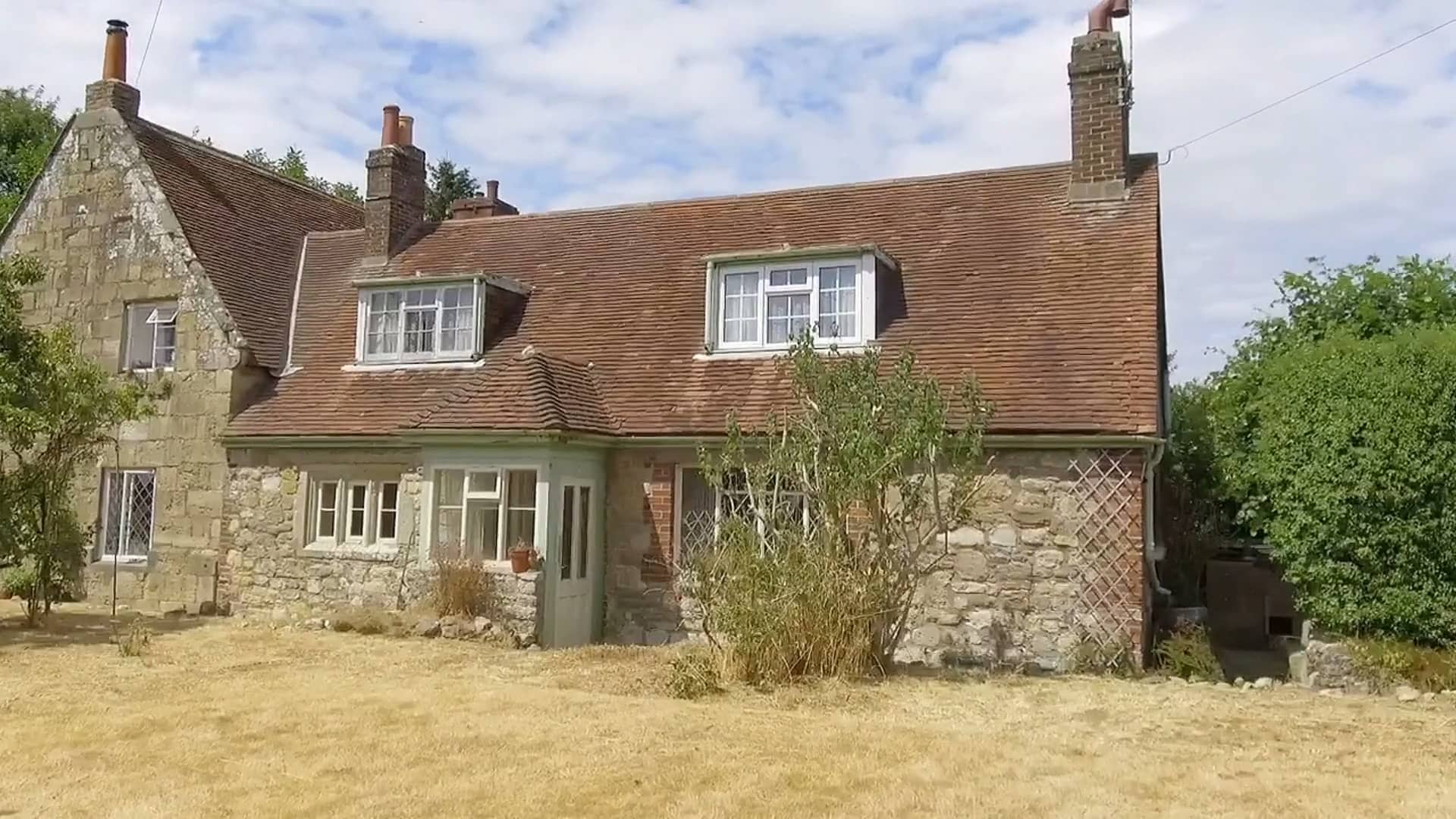 St John’s Farm Cottage, 16 Marlborough Road, Ryde on Vimeo