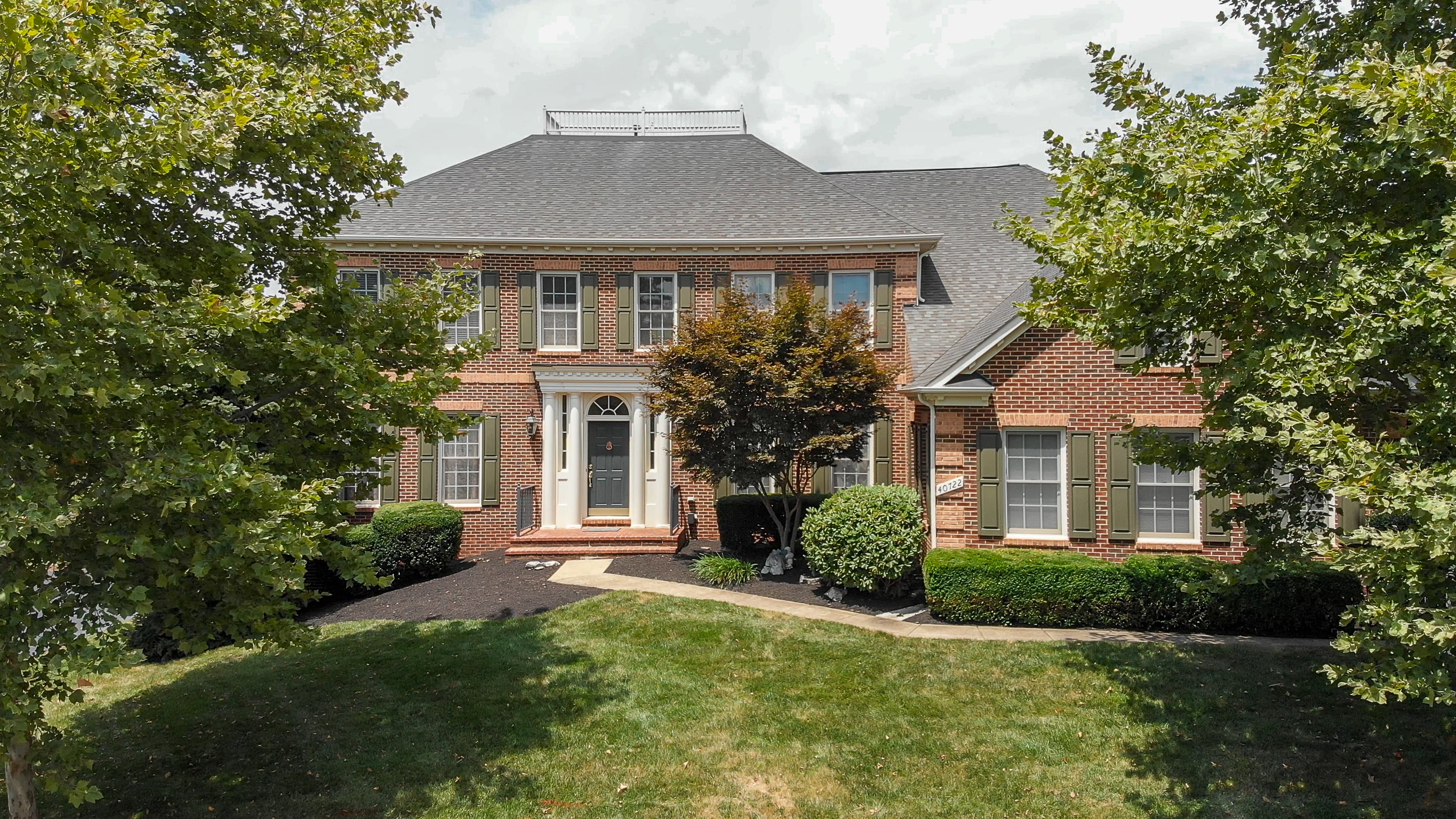 40722 LENAH RUN CIRCLE ALDIE VA. Offered by Eddie with Fairfax