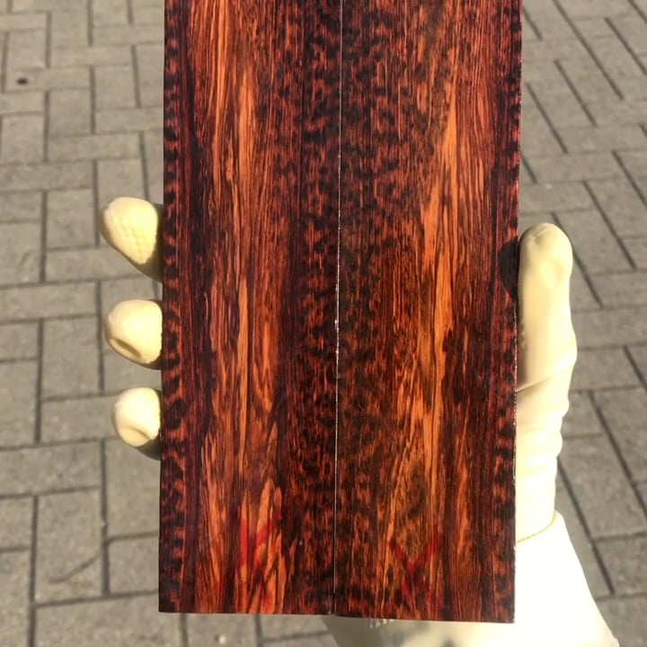 SNAKEWOOD KNIFE SCALES, SCHLANGENHOLZ, LEGNO SERPENT, BOIS D AMOURETTE