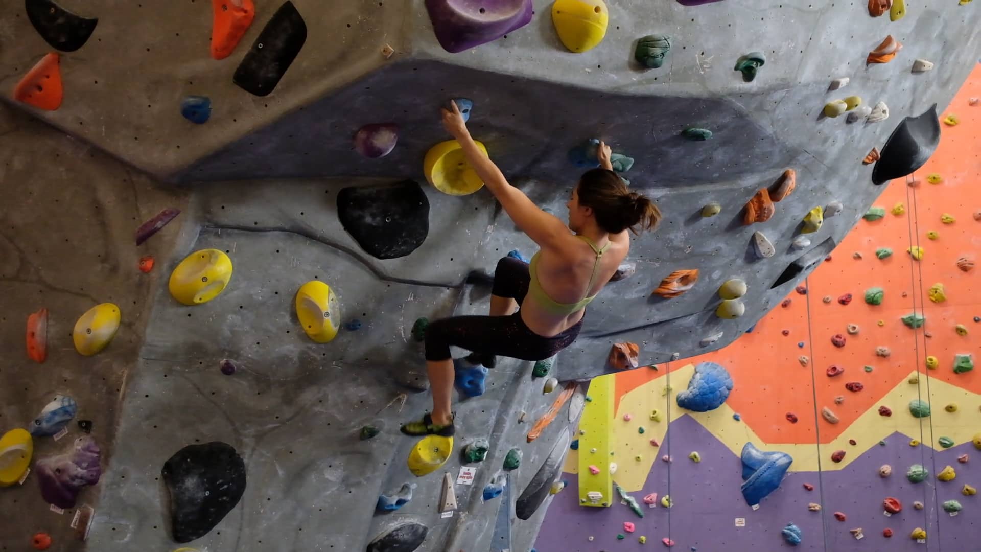 Bouldering Short Clip - Aliona Baranova on Vimeo