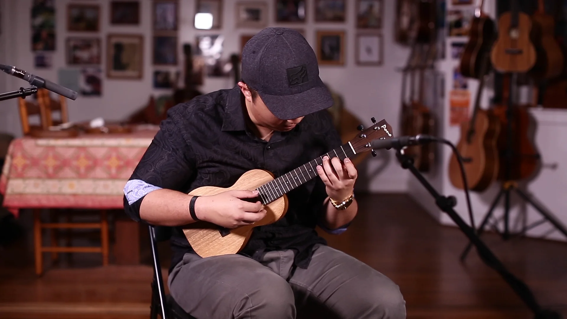 The Ukulele Site | Pono -AC - Acacia Concert (Ukulele)