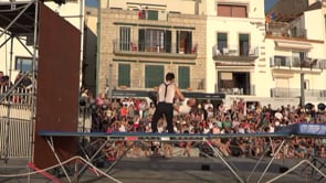 La Fura dels Baus omple la Sala Polivalent amb 'Manes'