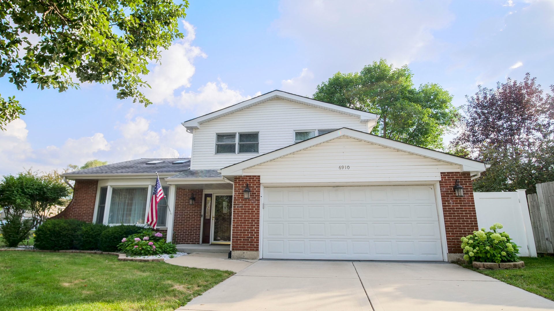 Property for Sale Downers Grove IL on Vimeo