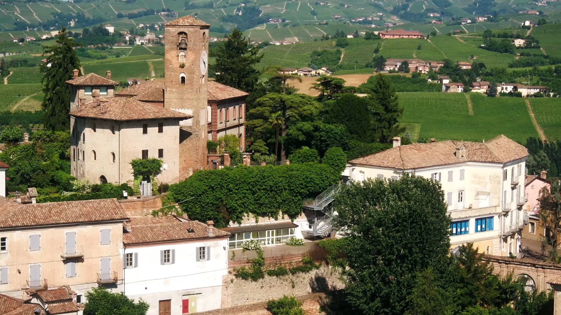 Neive in estate