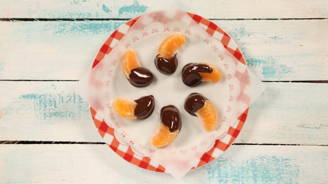 Stopmotion Mandarin with Chocolate