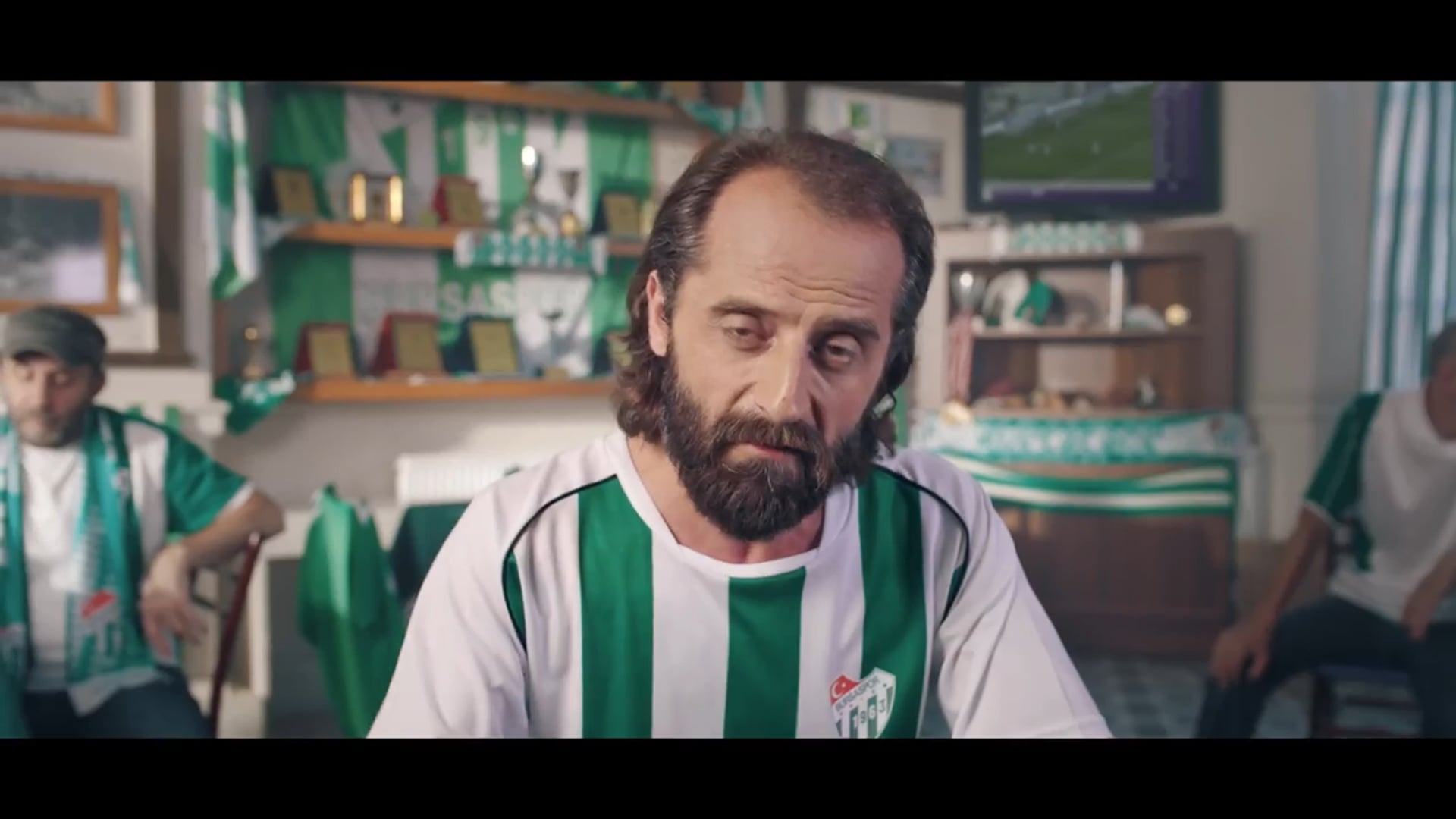 Digiturk - Sevmekten Vazgeçmedik