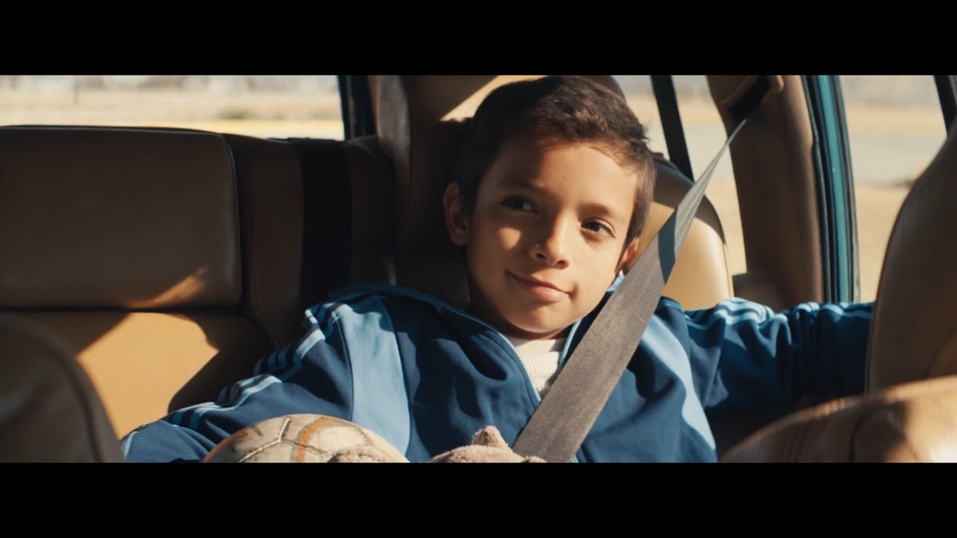 SOPROLE La #GenteBuenaLeche se enamora a primera vista