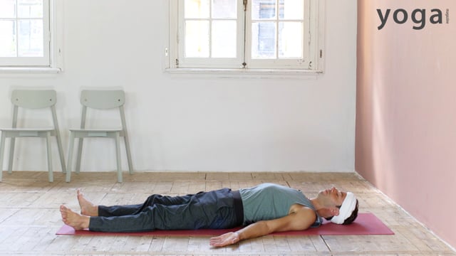 Hoe doe je… de Lijkhouding (Savasana)?