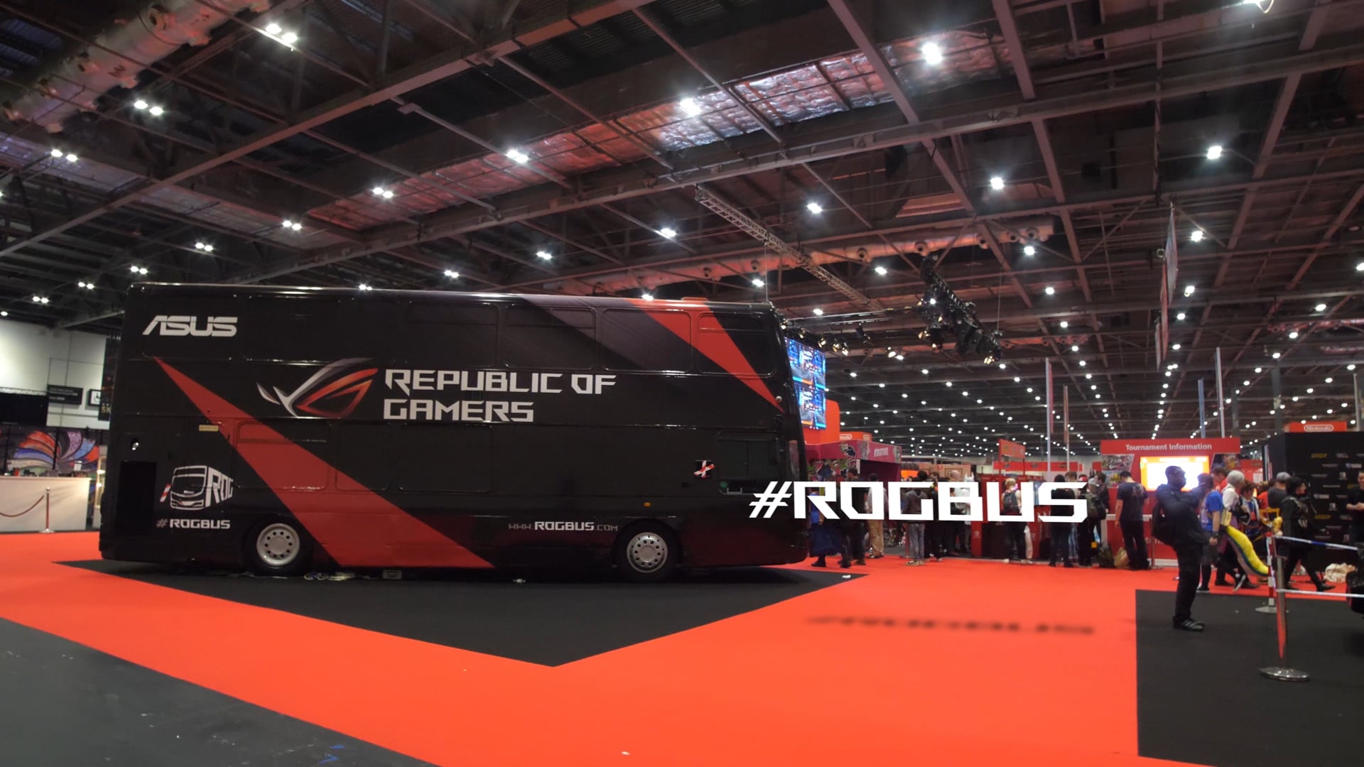 ASUS Republic of Gamers Bus Tour