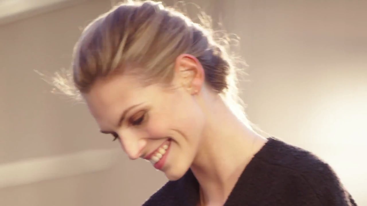 Elizabeth Arden- Welcome Karlina Caune