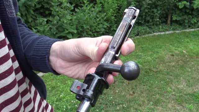 System Mauser 98 mit Kammerstängel, Kammerkugel, Schlösschen, Flügelsicherung und Schlagbolzenmutter