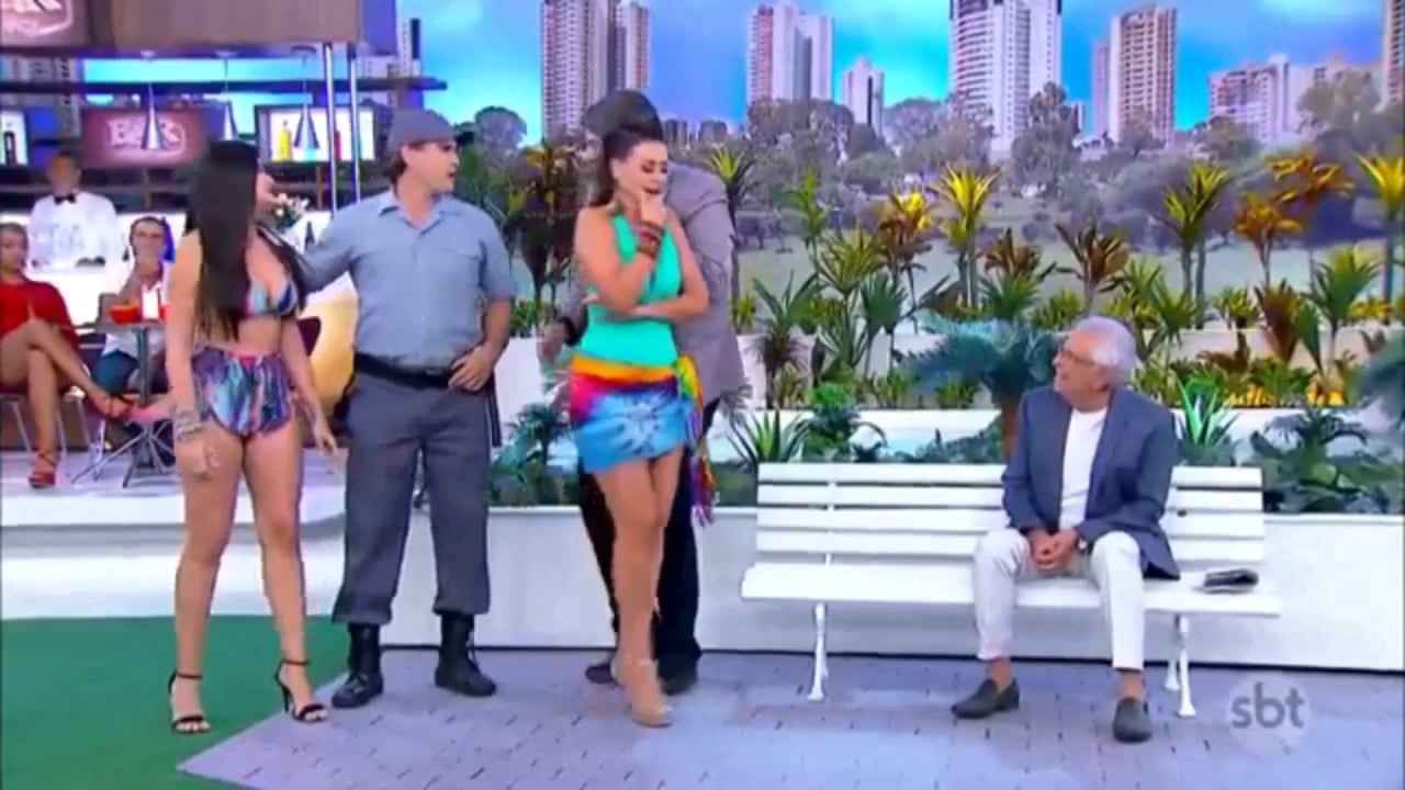 Atriz Vanessa Carvalho- A Praça é Nossa/SBT