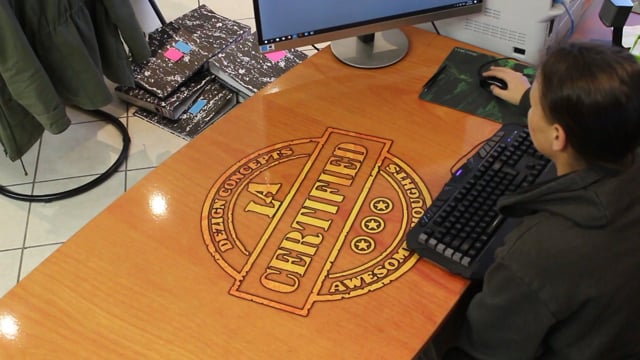 Maker Video: Wrapping Desk with Laminated Vinyl Printed on FastCOLOUR Large Format Printer