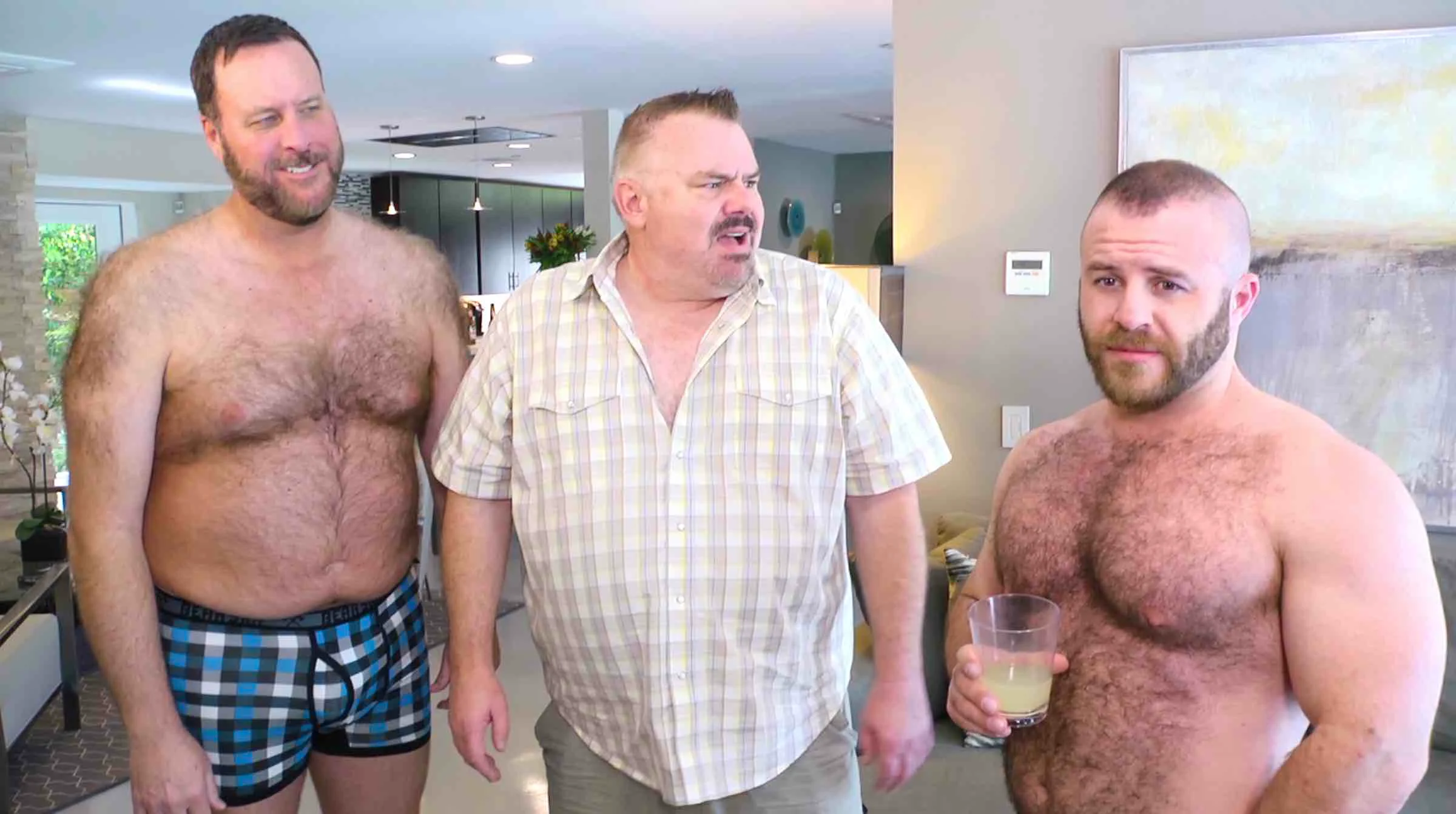 сериал медведь 2 сезон. сериал медведь 2019. Ian parks muscle. Where the bears are 6. Where the bears are ian parks показ пенниса.