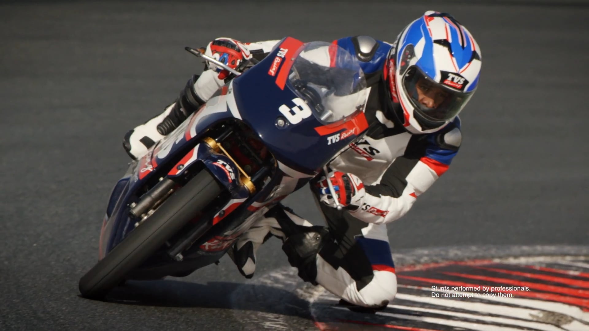 TVS_RTR1604V_Directed and shot by MARK TOIA.