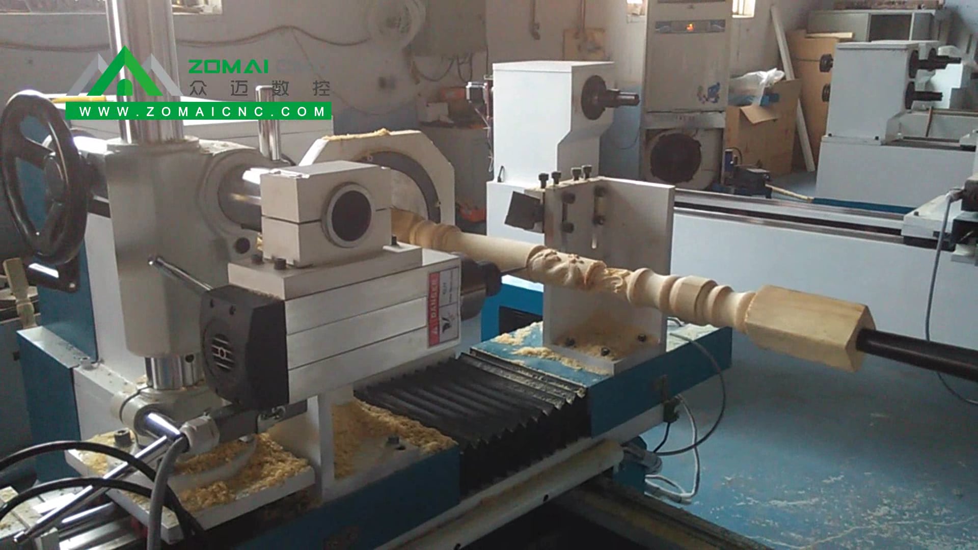 ZM-1530 Single Spindle and Double Blades CNC Wood Lathe