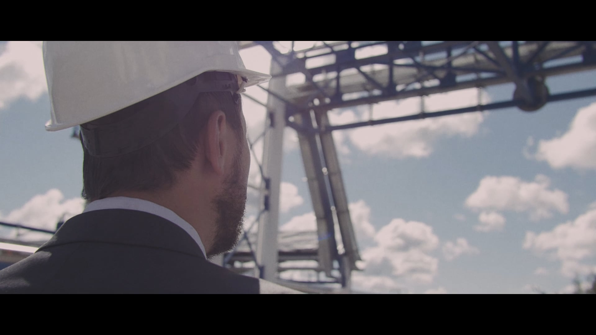 Поздравление с Днем работников нефтяной и газовой промышленности