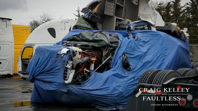 Truck Wreck Discussion: Choosing the Right Attorney