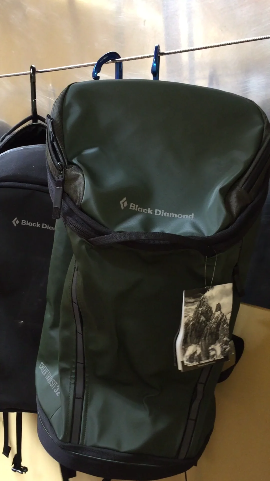 Creek transit 22 outlet pack