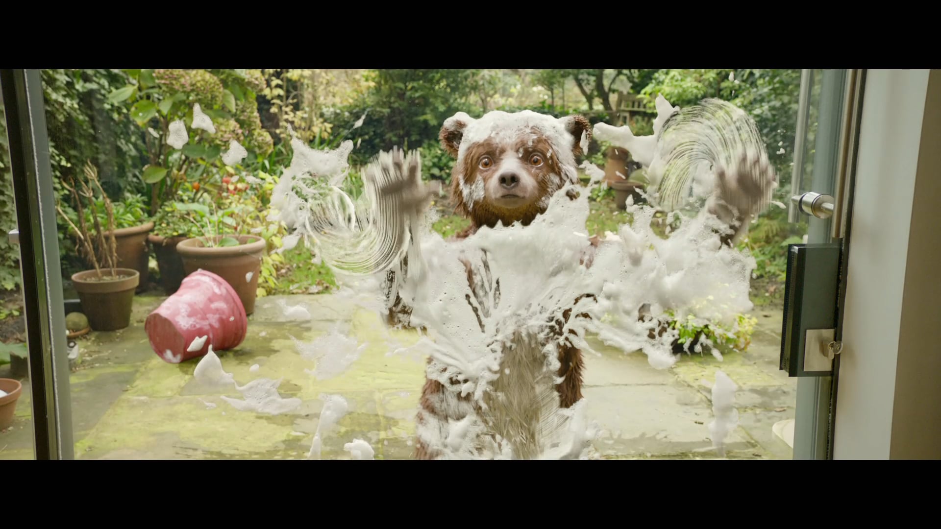 Paddington 2 - "Peru to London VOD 10/05" 15