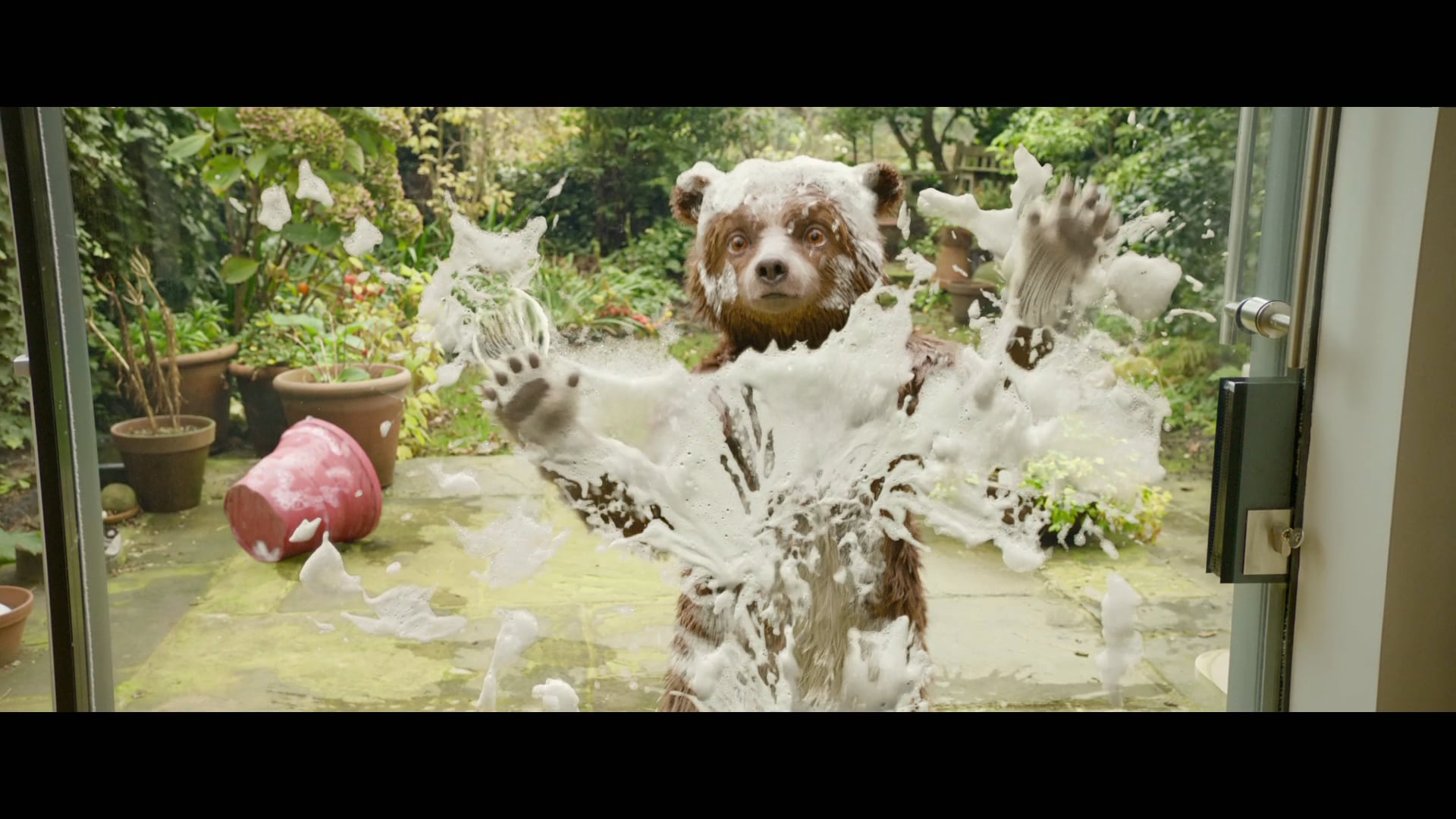 Paddington 2 - "Peru to London VOD 20/10" 30