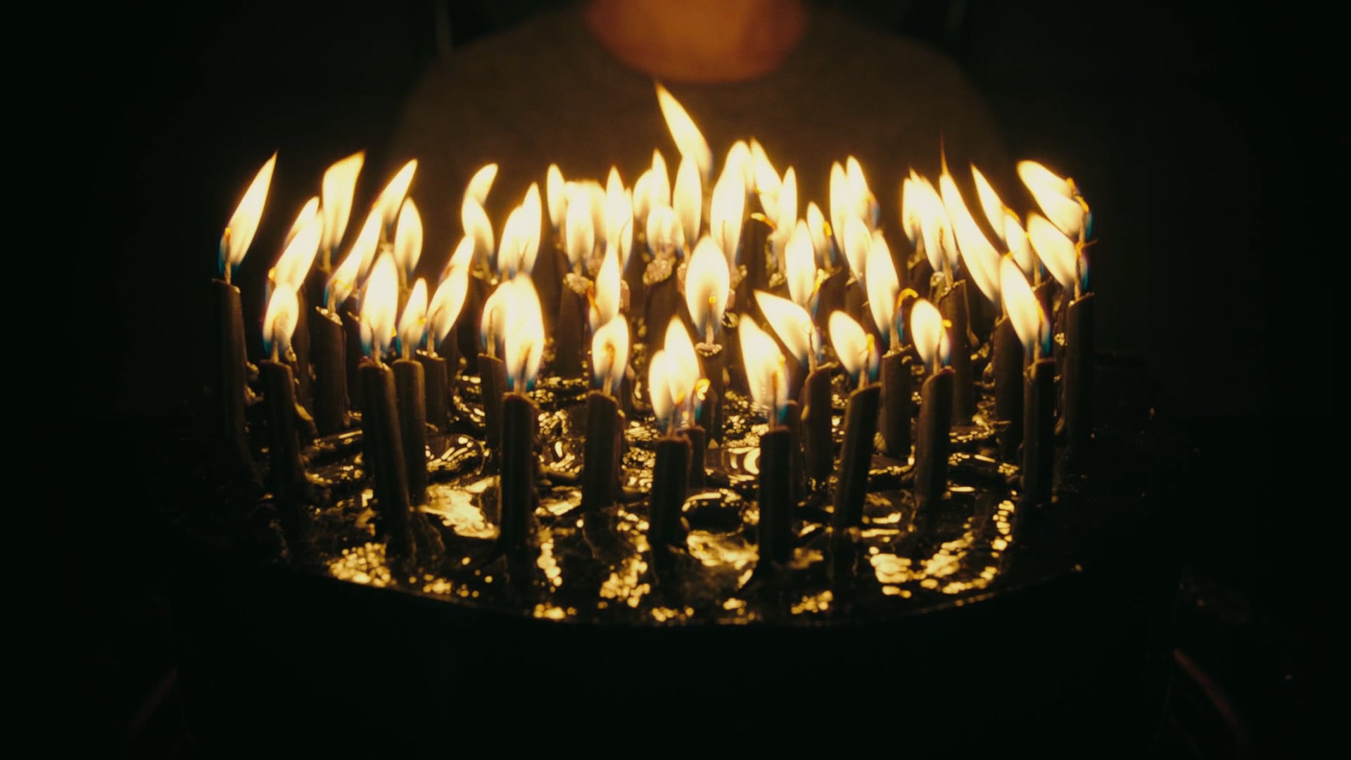 AMERICAN HORROR STORY S8 - "SHOCKWAVE"