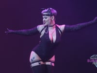 Lilly cleans glasses