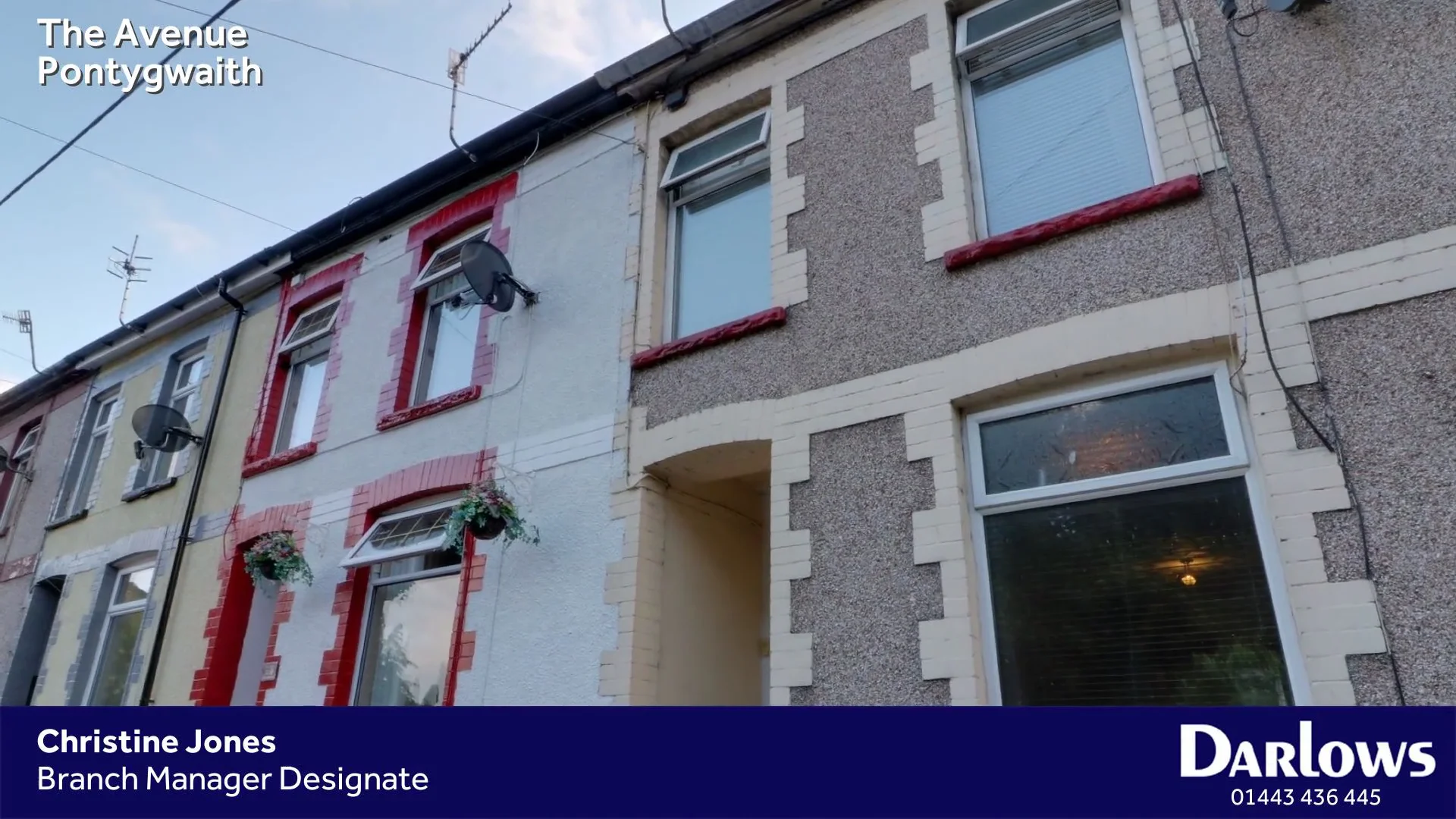 Ferndale, 2 Bed Mid Terraced House in The Avenue, Pontygwaith on Vimeo