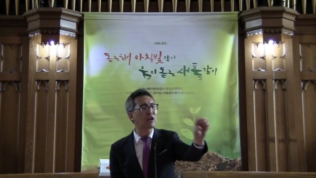 능하신 손 아래에서