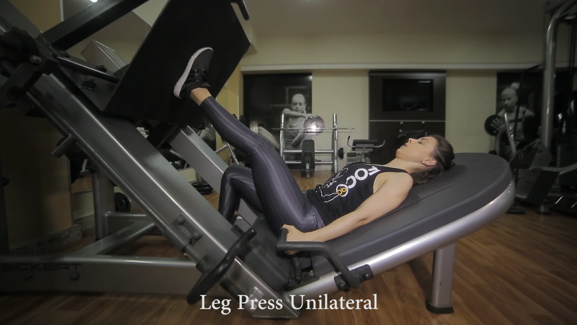 Unilateral leg press hot sale