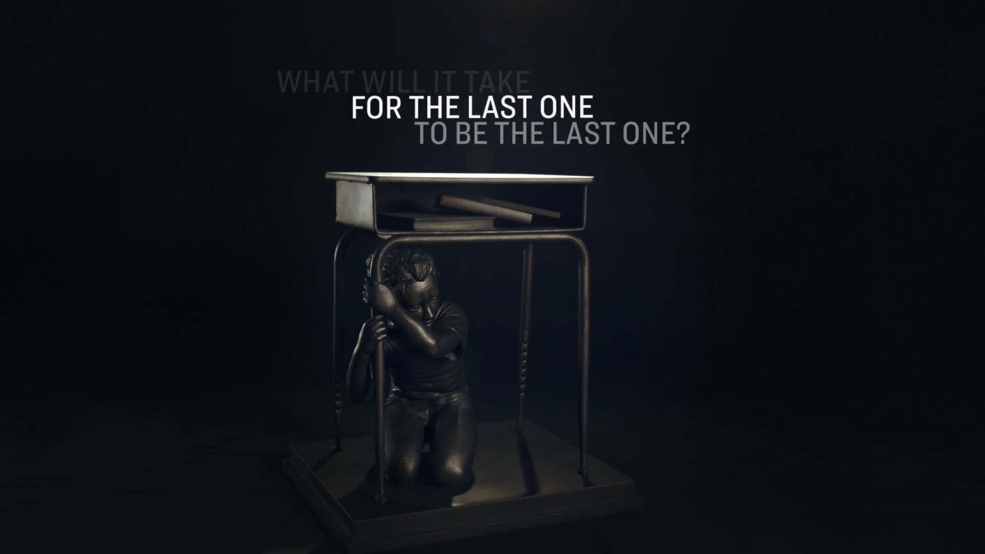 The Last Lockdown: Statue