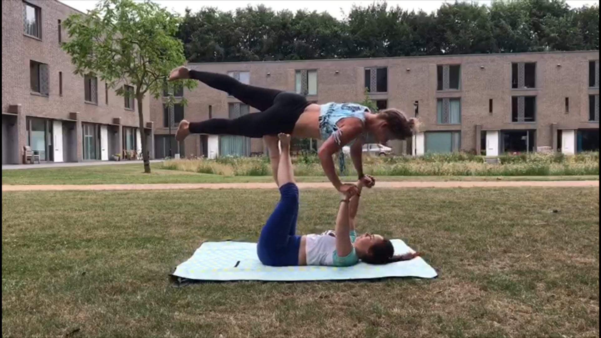 Acro Yoga teaser / Movonne & De Yoga Coach on Vimeo