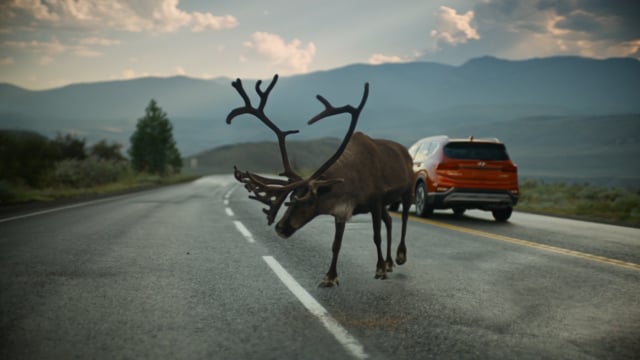 Hyundai Sante Fe feat. "Ends Of The Earth" by Lord Huron