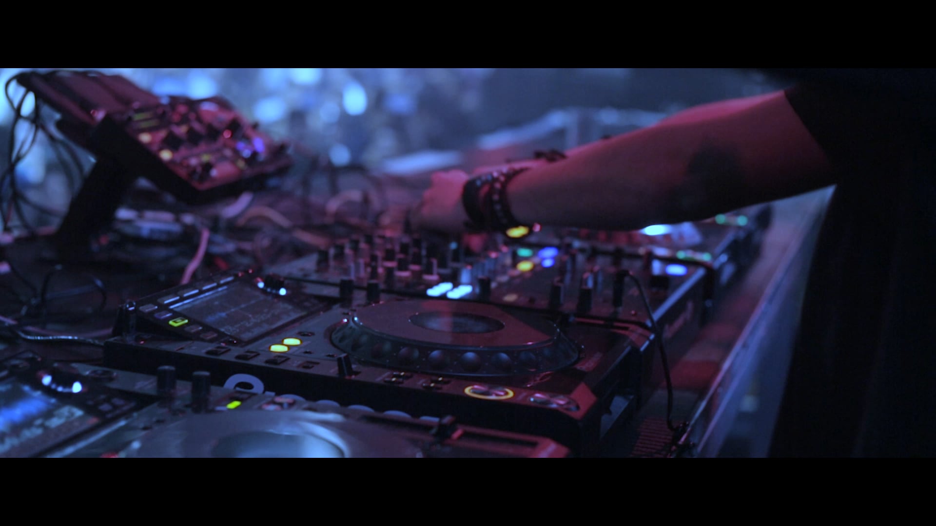 After Movie Wade b2b Miguel Bastida