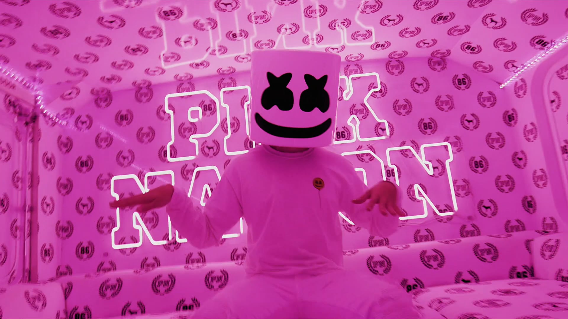 VS PINK Chicago w/ Marshmello