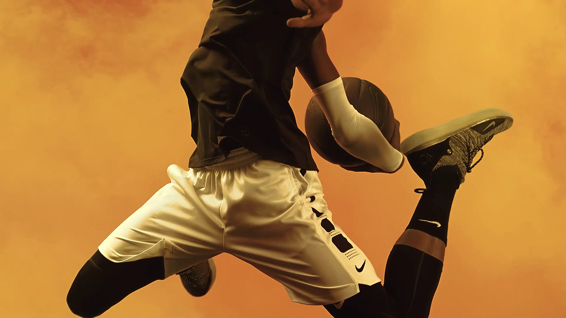 NIKE: Set Seamstress — Cassandra Evanow