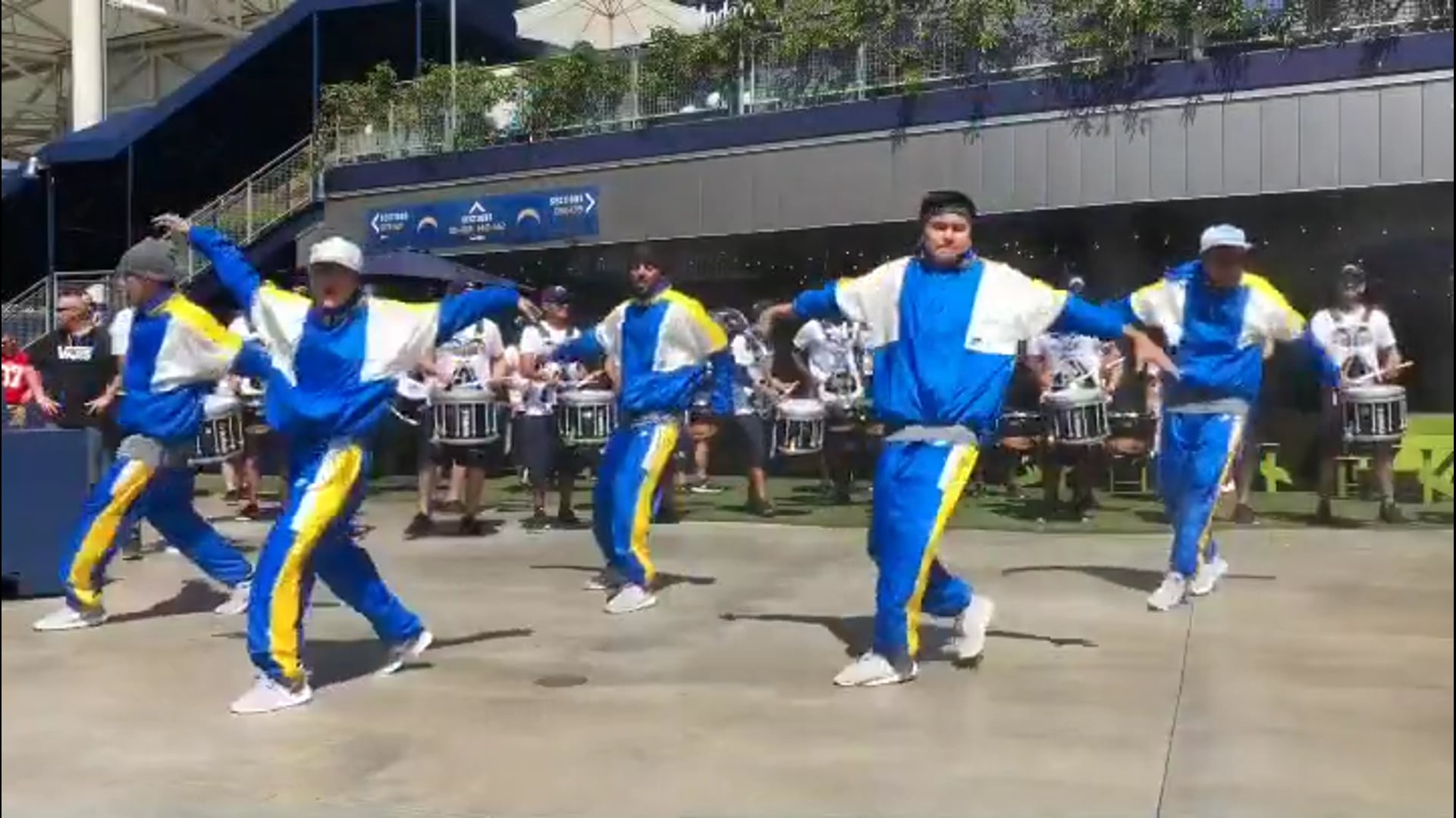 Promotional video thumbnail 4 for Dance La Entertainment 