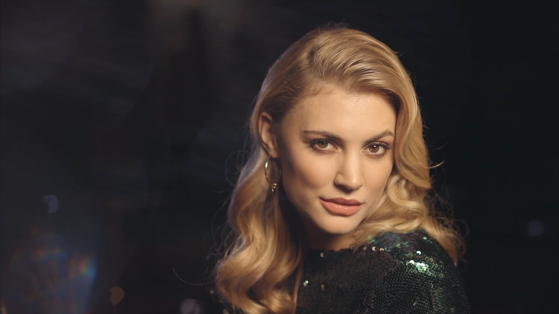 Clubshooting with Bee