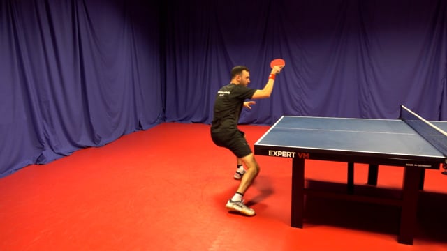 Transitioning from defence to attack for defensive players
