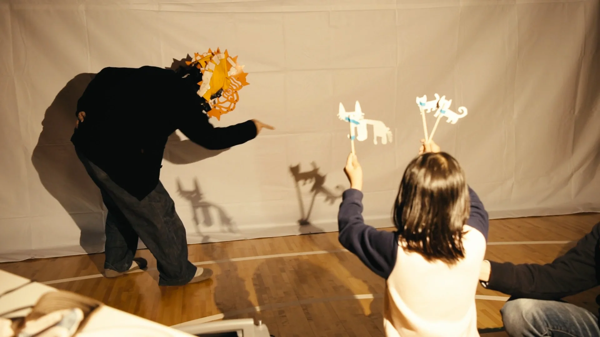 志人　白猿と赤鼻天狗　川村亘平斎 川村亘平斎×志人×東京藝大──“兵士の物語”公演で生まれた芸術の