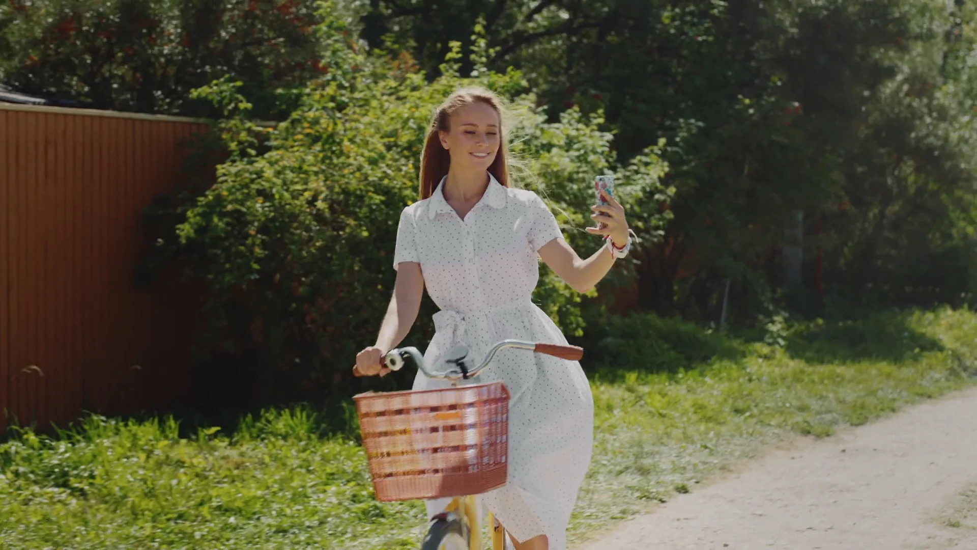 Все равно лучше чем на работе ролик