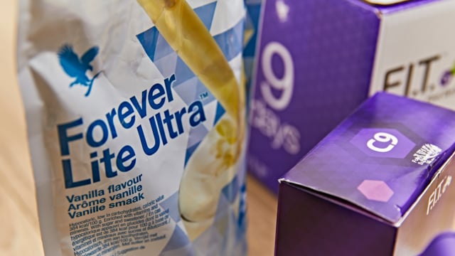 F1 FIT cu shake Forever Lite Ultra  produse Aloe Vera de la Forever Living  Products