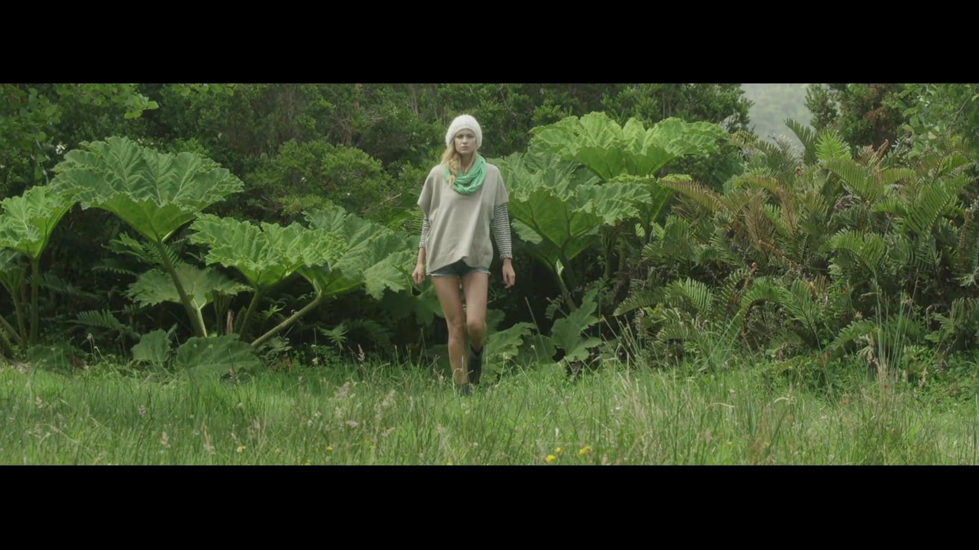 Francisco Recabarren-Mio Sweaters & Bonnes