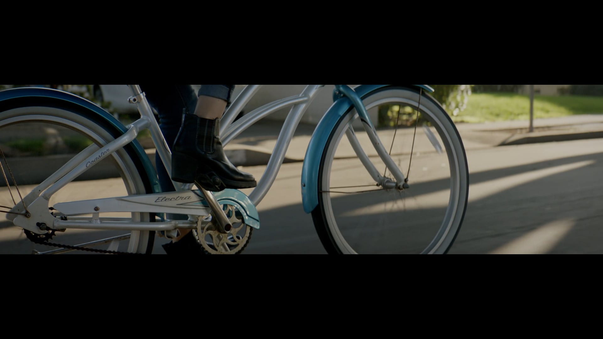 Chelsea Williams - Fools Gold Teaser