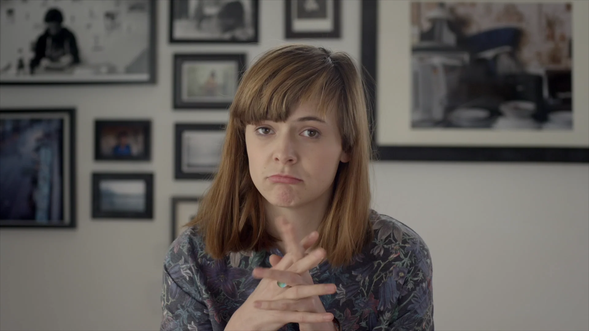 Watch Feminin Feminin (season 1) Online |   On Demand  