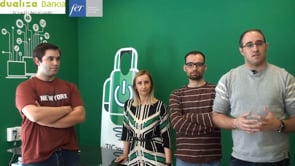 Nuestra experiencia en la FP Dual - Sergio Senz, Alexandra Costea, David Len, Jess Ortiz - TICandBOT