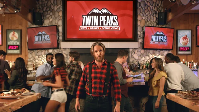 Twin peaks online happy hour