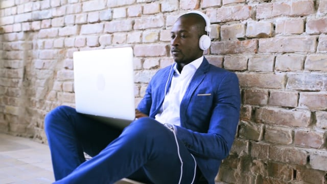 Module 03: How to Use Email Templates and Surveys to Obtain Testimonials - Video Thumbnail